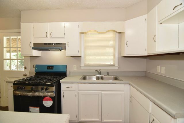 2812 Rocky Creek Road, Augusta, GA 30906