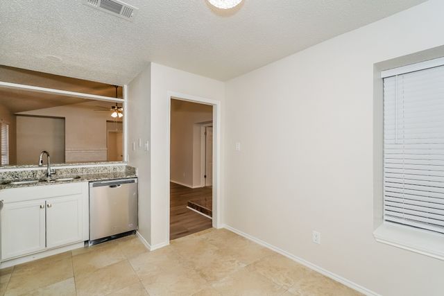 1334 Cedar Ridge Drive, Lewisville, TX 75067