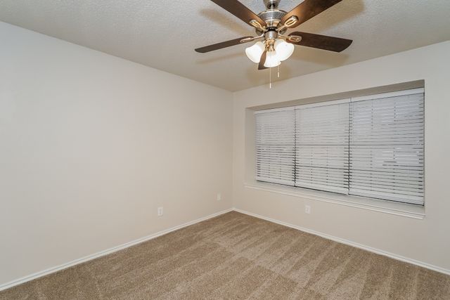 1334 Cedar Ridge Drive, Lewisville, TX 75067