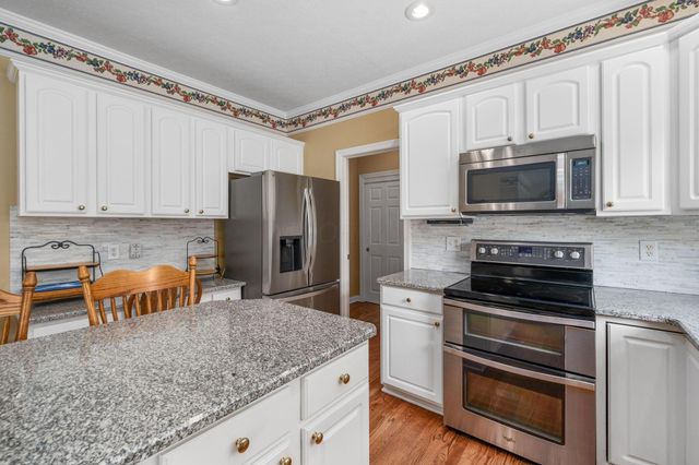 9153 Candleridge Street, Pickerington, OH 43147