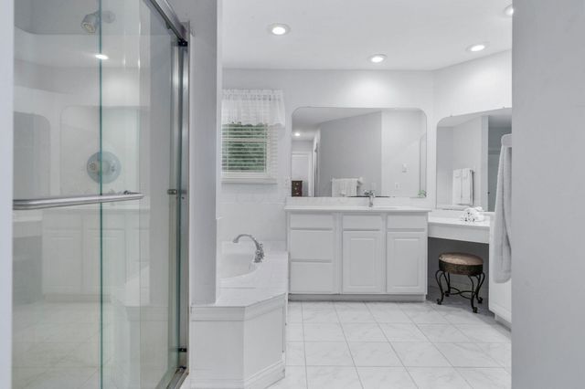 9153 Candleridge Street, Pickerington, OH 43147