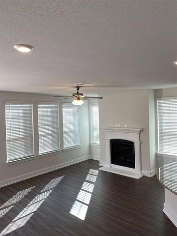 2408 Magalia Lane, Lewisville, TX 75056