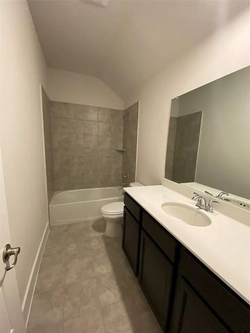 2408 Magalia Lane, Lewisville, TX 75056