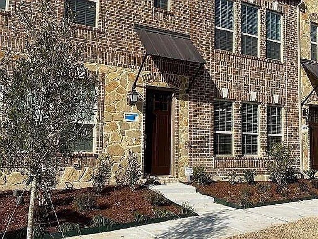 2408 Magalia Lane, Lewisville, TX 75056