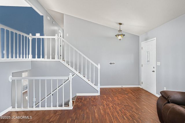 9424 ERIKA LANE, New Bloomfield, MO 65063