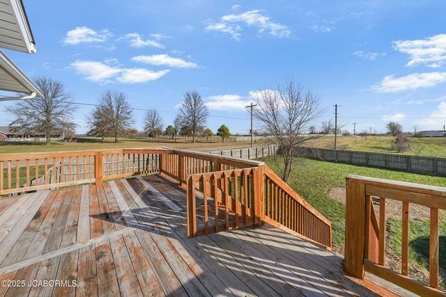 9424 ERIKA LANE, New Bloomfield, MO 65063