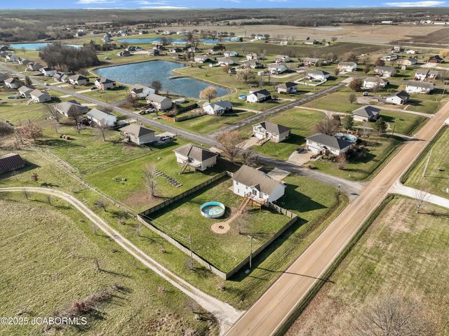 9424 ERIKA LANE, New Bloomfield, MO 65063