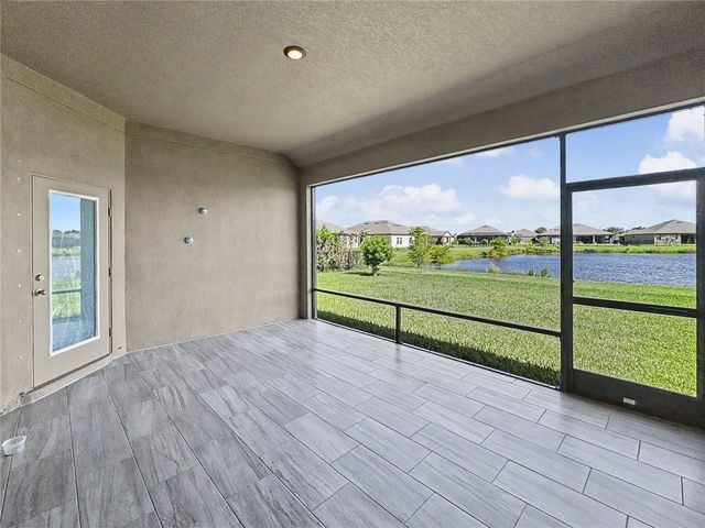 5741 1st Lane, Vero Beach, FL 32968