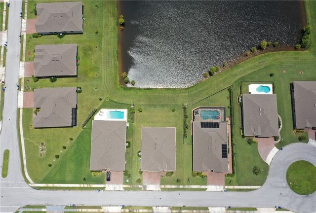 5741 1st Lane, Vero Beach, FL 32968