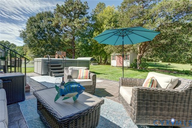11028 Slenderleaf Dr, Glen Allen, VA 23060