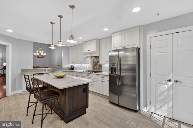 336 COLONY POINT PL, Edgewater, MD 21037