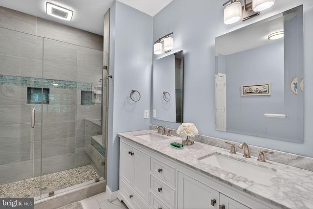 336 COLONY POINT PL, Edgewater, MD 21037