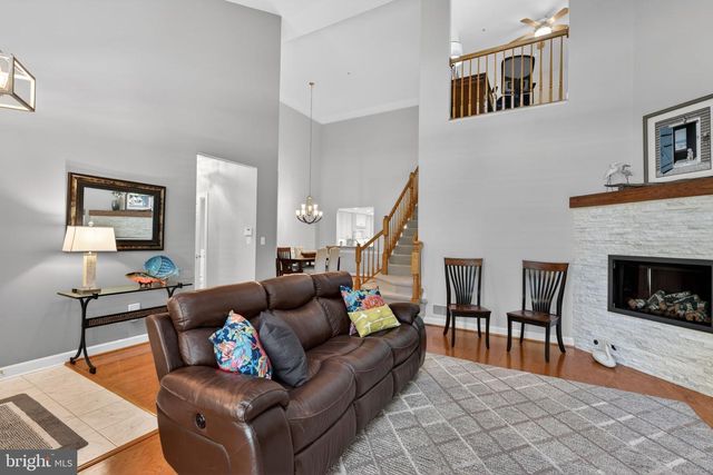 336 COLONY POINT PL, Edgewater, MD 21037