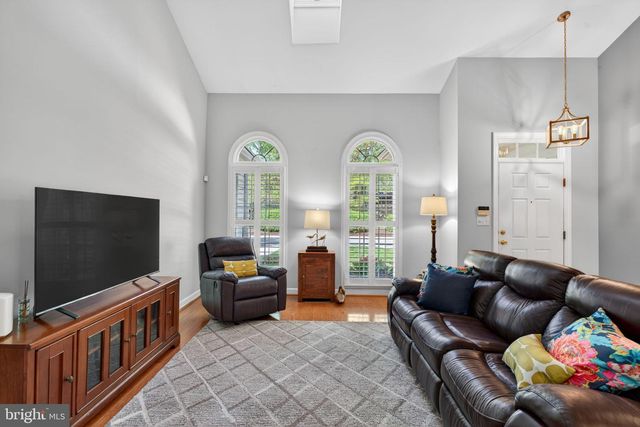 336 COLONY POINT PL, Edgewater, MD 21037
