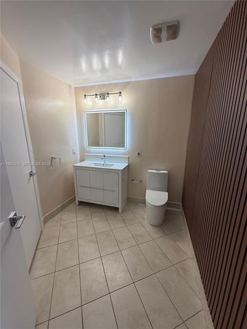 1900 N Bayshore Dr 3507, Miami, FL 33132