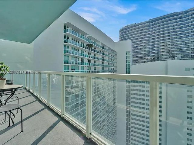 1900 N Bayshore Dr 3507, Miami, FL 33132