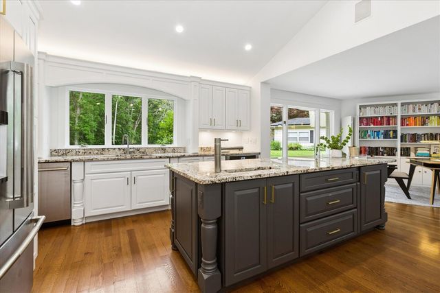 1912 Sunset Court, Saint Joseph, MI 49085