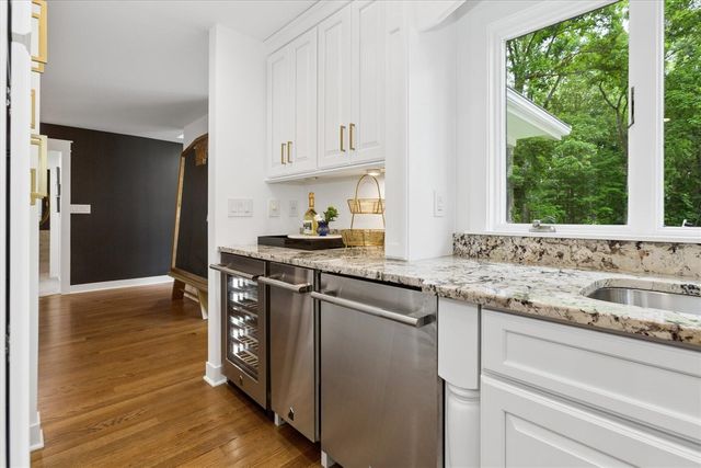 1912 Sunset Court, Saint Joseph, MI 49085