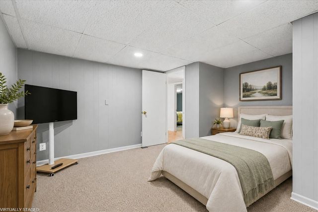 1912 Sunset Court, Saint Joseph, MI 49085
