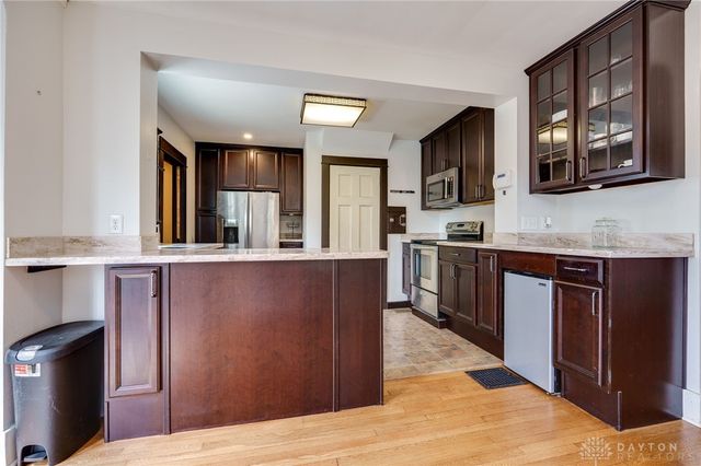1809 Shroyer Road, Oakwood, OH 45419