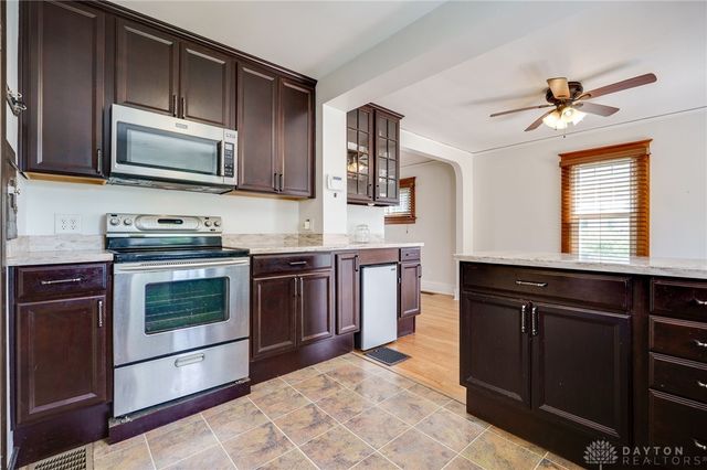 1809 Shroyer Road, Oakwood, OH 45419