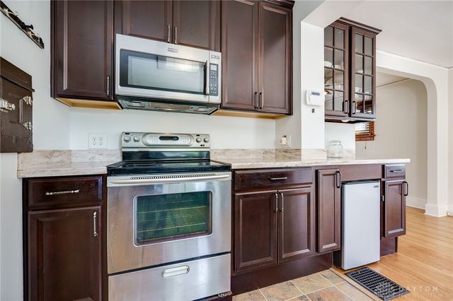 1809 Shroyer Road, Oakwood, OH 45419
