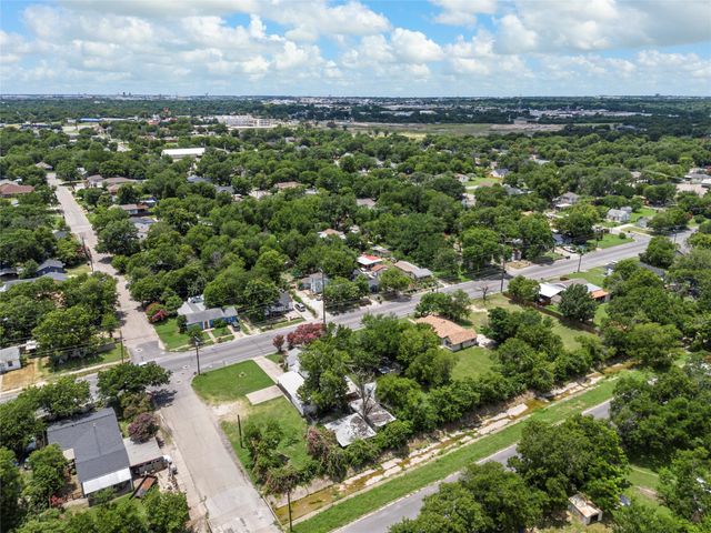1320 S 26th Street, Waco, TX 76706