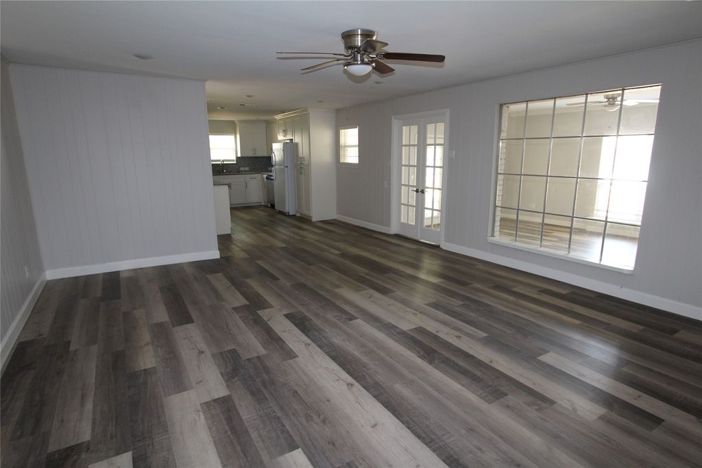 1103 Bryant Street, Benbrook, TX 76126 — photo 4