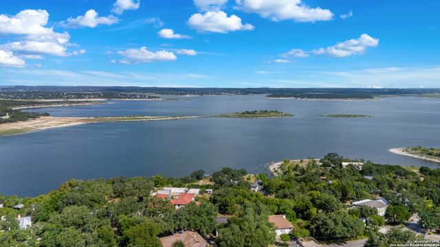 178 MARY ANN DR, Canyon Lake, TX 78133