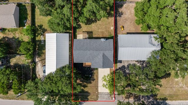 178 MARY ANN DR, Canyon Lake, TX 78133