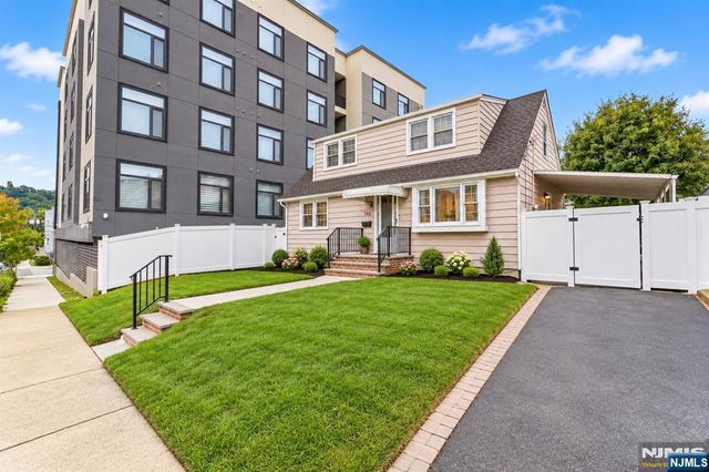 275-279 Dakota Street, Paterson, NJ 07503