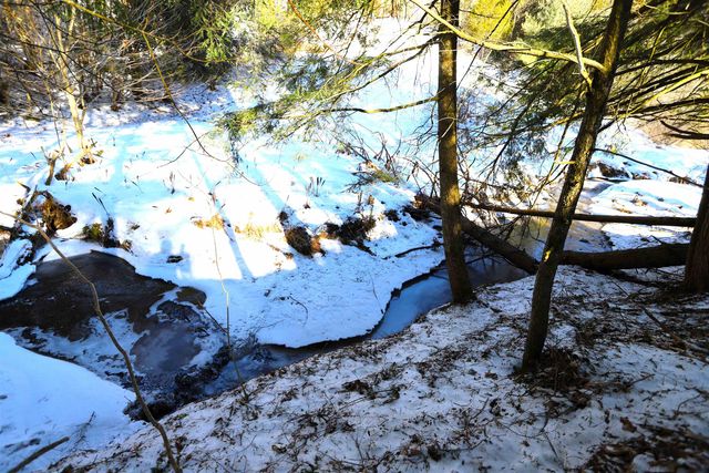 576 Darling Hill Road, Derby, VT 05829