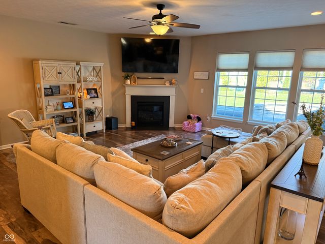 299 Entrance Hall View, Greenwood, IN 46142