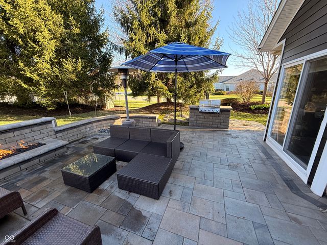 299 Entrance Hall View, Greenwood, IN 46142