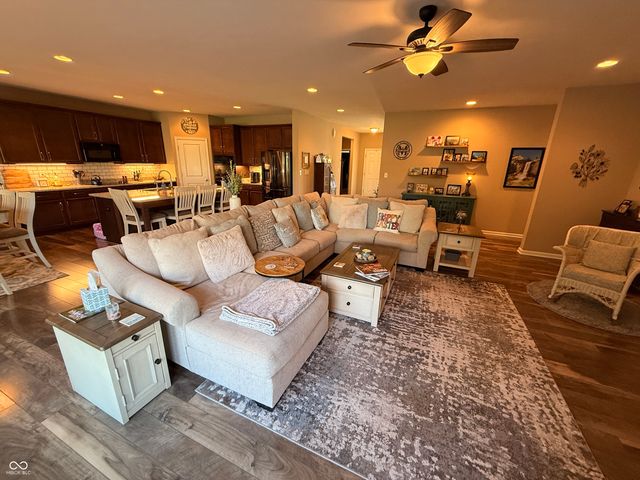 299 Entrance Hall View, Greenwood, IN 46142