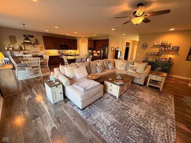 299 Entrance Hall View, Greenwood, IN 46142