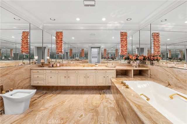 1126 2nd, Hermosa Beach, CA 90254