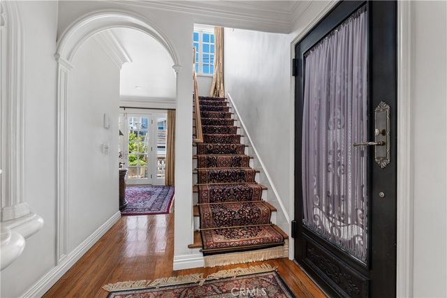 1126 2nd, Hermosa Beach, CA 90254