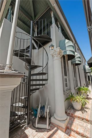 1126 2nd, Hermosa Beach, CA 90254