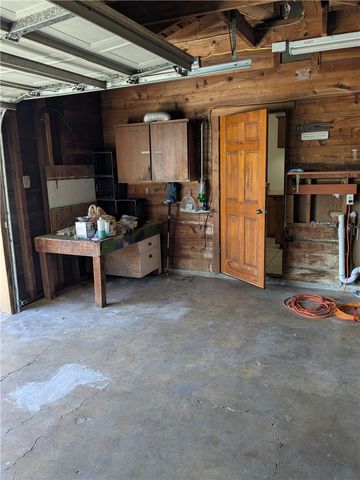 112 Rice Dr, Portland, TX 78374