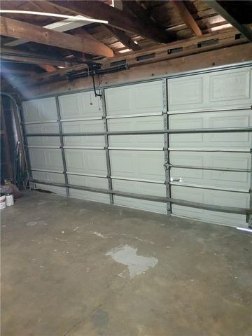 112 Rice Dr, Portland, TX 78374