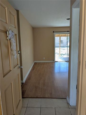 112 Rice Dr, Portland, TX 78374