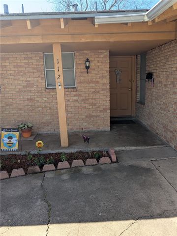 112 Rice Dr, Portland, TX 78374