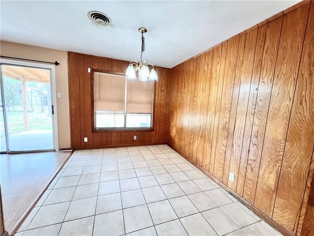 112 Rice Dr, Portland, TX 78374