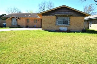 112 Rice Dr, Portland, TX 78374