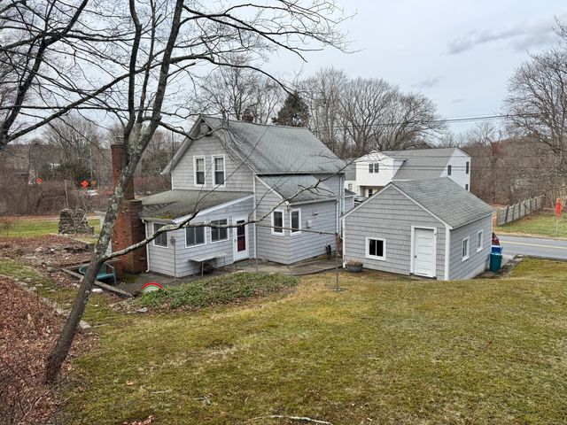 120 Otrobando Avenue, Norwich, CT 06360