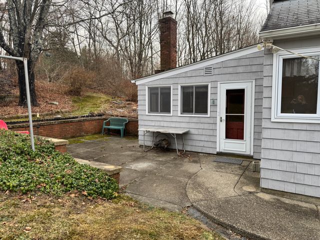 120 Otrobando Avenue, Norwich, CT 06360