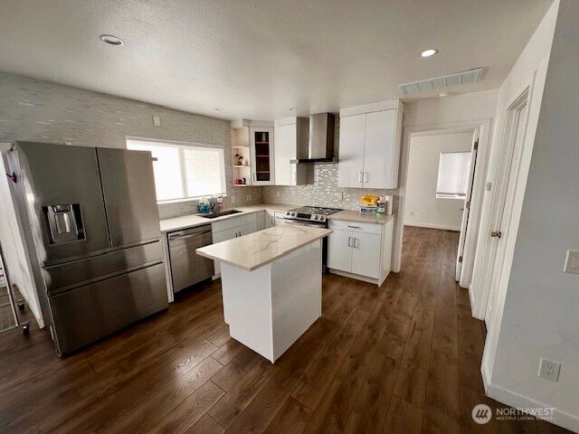 214 S 126th Street, Seattle, WA 98168