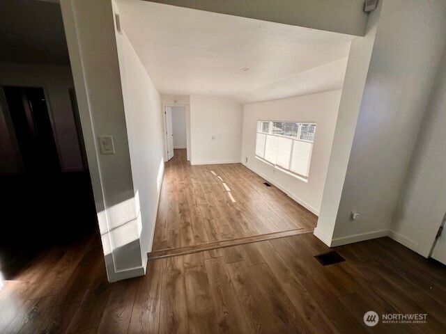 214 S 126th Street, Seattle, WA 98168