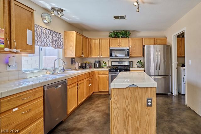 3125 Macaroon Way, North Las Vegas, NV 89031